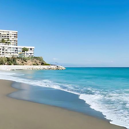 Beautiful Sea Views Apartment Pool & Beach Торемолинос Екстериор снимка