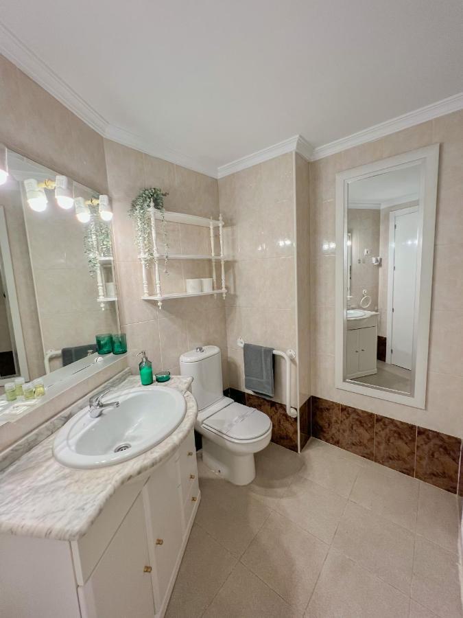 Beautiful Sea Views Apartment Pool & Beach Торемолинос Екстериор снимка